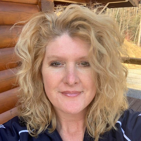 Meet your Posher, Tanya - Picture 1 of 1